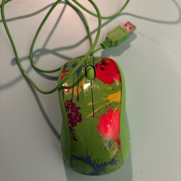 Colorful Wired Computer Mouse - Picture 2 of 3
